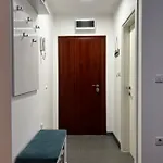 Apartment 10