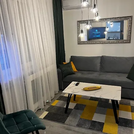 Apartment 10