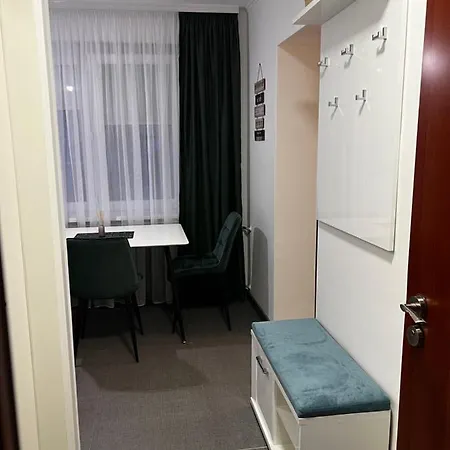 10 Apartment