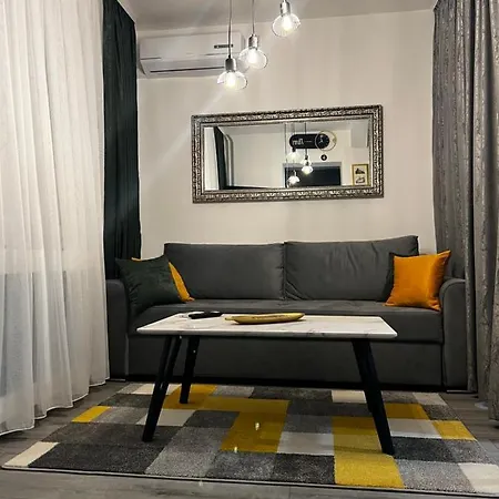 10 Apartment *